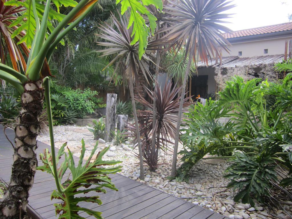 Ibhayi Guest Lodge - Lion Roars Hotels & Lodges. Puerto Elizabeth Exterior foto