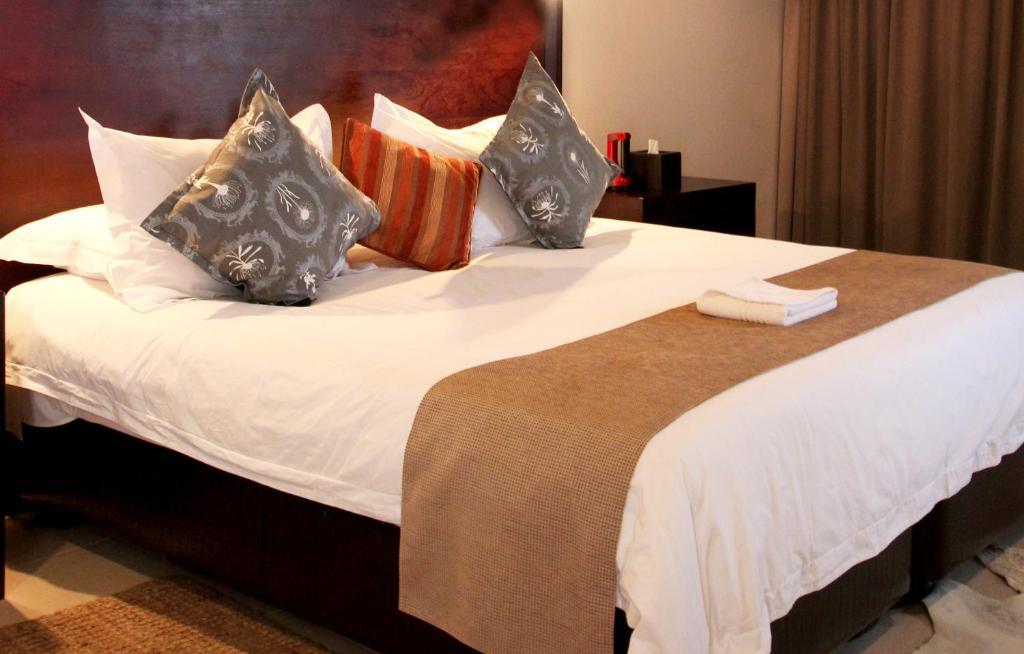 Ibhayi Guest Lodge - Lion Roars Hotels & Lodges. Puerto Elizabeth Habitación foto