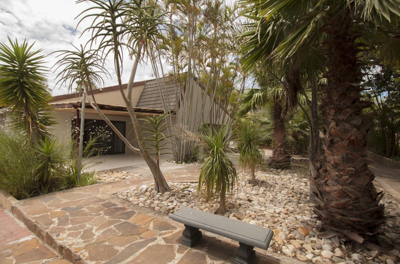 Ibhayi Guest Lodge - Lion Roars Hotels & Lodges. Puerto Elizabeth Exterior foto